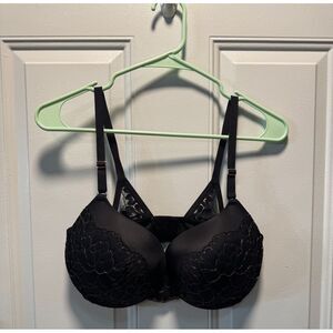 Women's Maidenform Black Floral Lace Underwire Push Up Bra Size‎ 38D